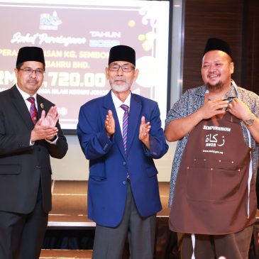 Majlis Ramah Mesra Bersama Peniaga-Peniaga Makanan Laut Senibong