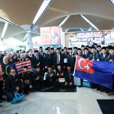 65 orang pelajar Johor ke Mesir