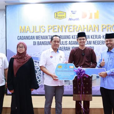 Majlis Penyerahan Projek bangunan Pejabat MAINJ Daerah Johor Bahru