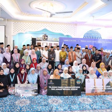 MAJLIS SERAHAN TAJAAN UMRAH IKHLAS.COM BERSAMA MAINJ