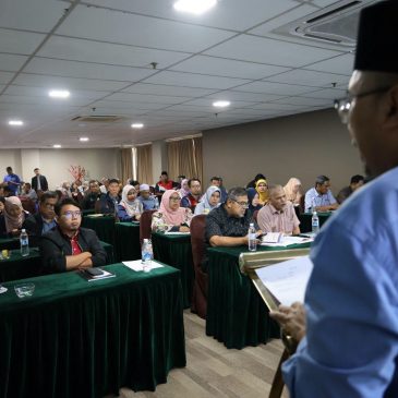 PERKONGSIAN ZAKAT PERNIAGAAN DAN PERANAN MAINJ BERSAMA ANGKASA