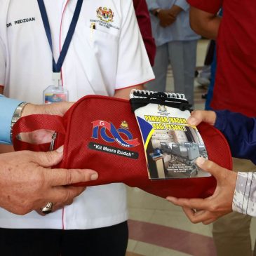 KIT MESRA IBADAH PERKUKUH PENJAGAAN HOLISTIK PESAKIT DI HOSPITAL MERSING