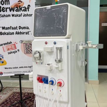 MAINJ SALUR BANTUAN 2 MESIN HEMODIALISIS BERJUMLAH RM76,000 HASIL KUTIPAN SAHAM WAKAF JOHOR