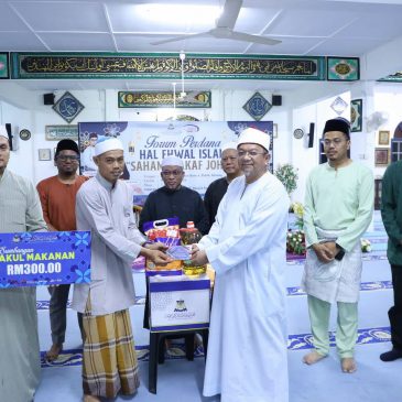 MAINJ SANTUNI MASYARAKAT MELALUI PROGRAM SAHAM WAKAF JOHOR DI PALOH, KLUANG